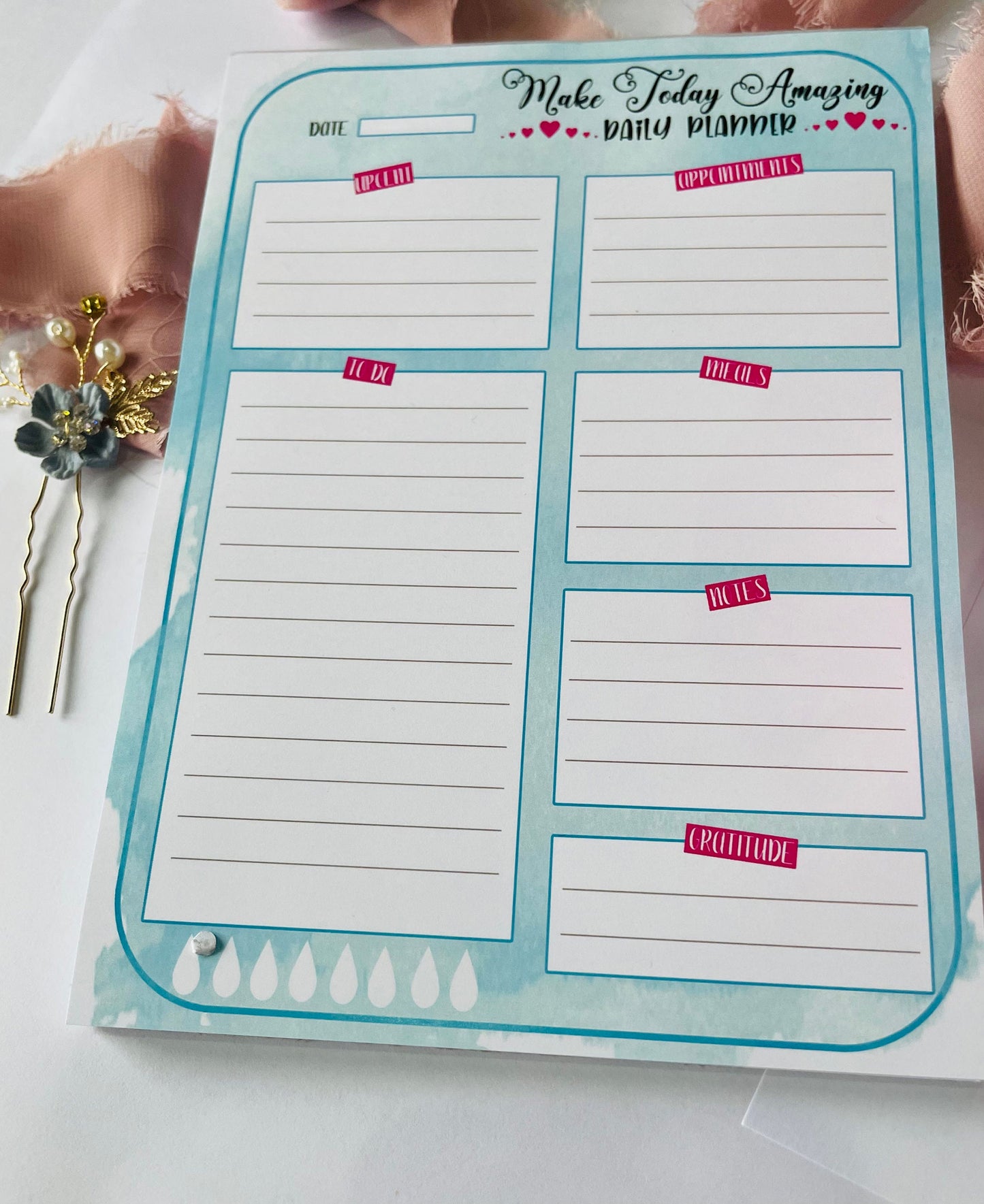 Daily Planner Notepad - Make Today Amazing - To Do List, Appointments, Meals & Gratitude - A5 Tear-Off Pad